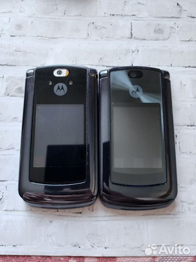 Motorola RAZR2 V8, 2 ГБ