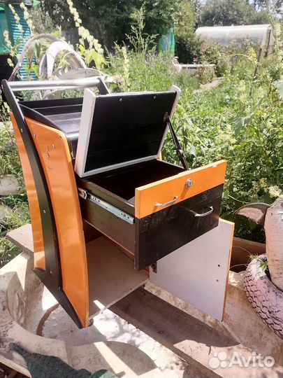 Тумба для парикмахера