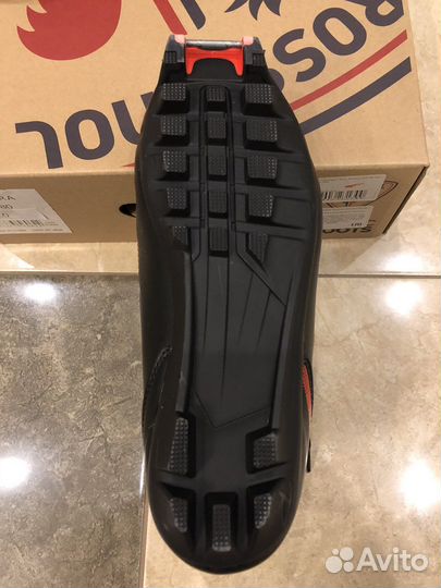 Лыжные ботинки 42р