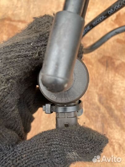 Клапан топливный Chevrolet Cruze 1.8 F18D4