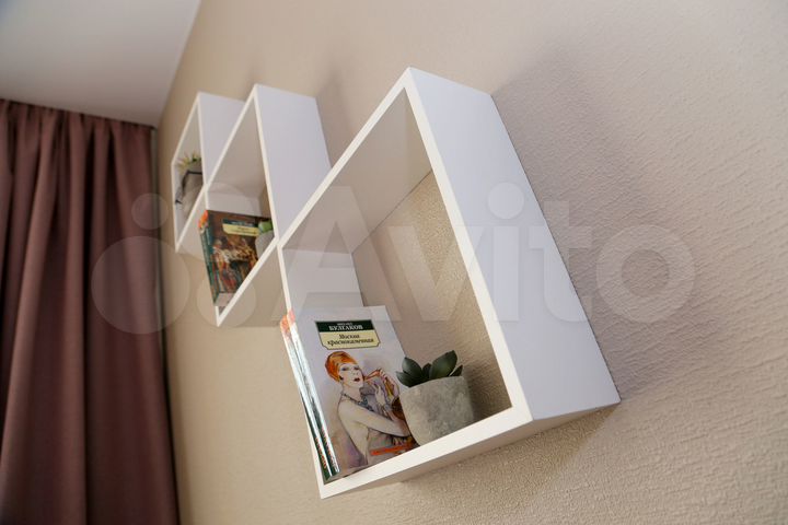 2-к. квартира, 53 м², 1/16 эт.