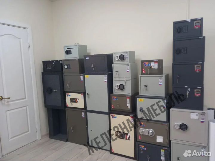 Аптечка настенная металлическая ау-1