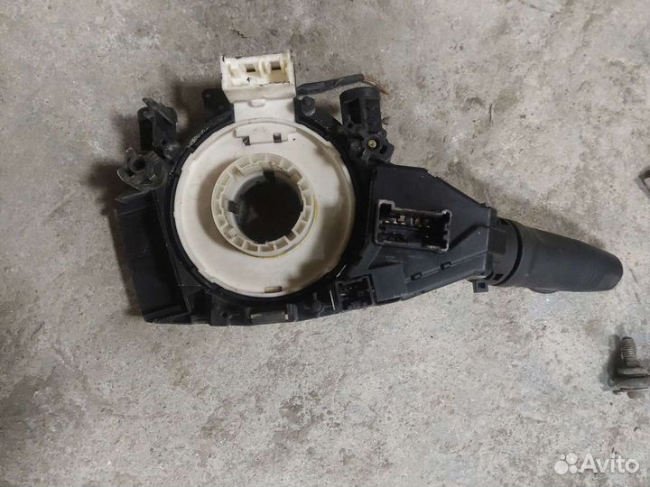 Блок подрулевых переключателей nissan wingroad