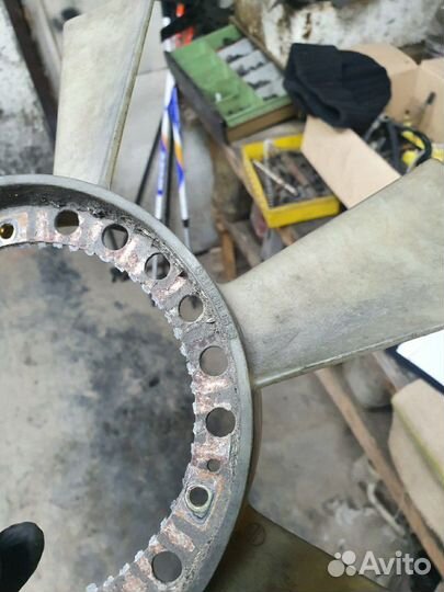 Крыльчатка двигателя Mercedes M601 бус