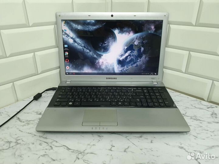 Ноутбук Samsung RV515