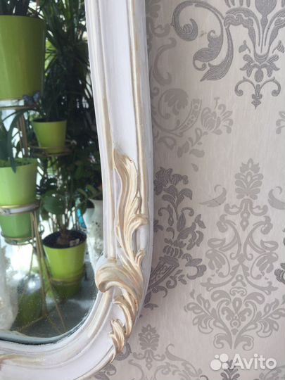 Зеркало настенное