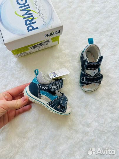Сандалии 18 р Primigi Италия новые кожа
