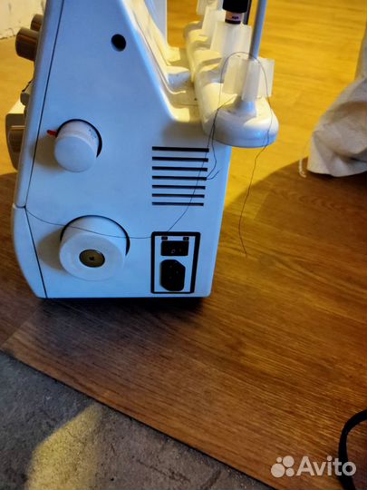 Оверлок 4х ниточный