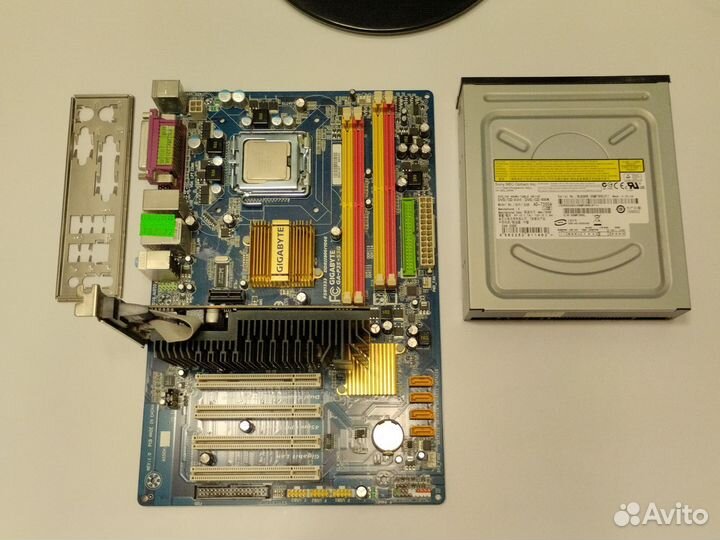 Материнская плата