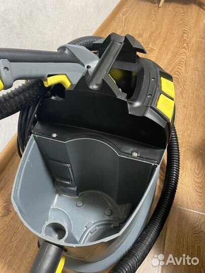 Моющий пылесос karcher puzzi 8