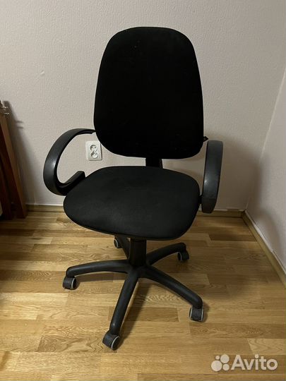 Компьютерное кресло бу