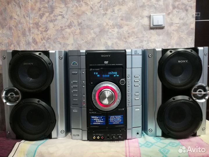 Музыкальный центр Sony