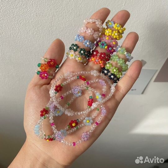 Украшения из бисера