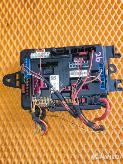 Блок предохранителей в багажнике BMW 3 серия F30
