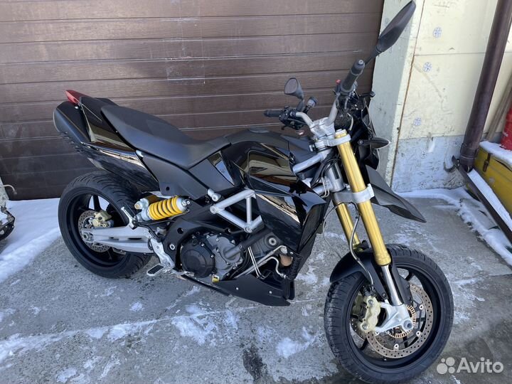 Aprilia Dorsoduro 1200 2013 ABS
