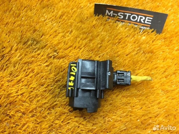 Кнопка кикдауна Mercedes-Benz E-Class W210 112.914