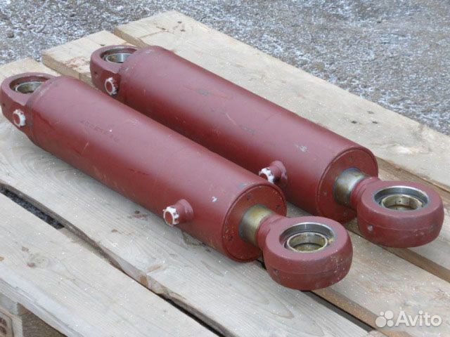 Гидроцилиндр гц-25-1-5/3-100-70.000-11.810