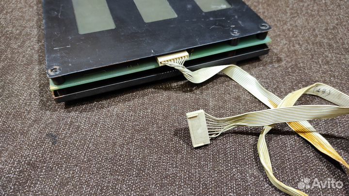 Блок индикации на индикаторах ЖК