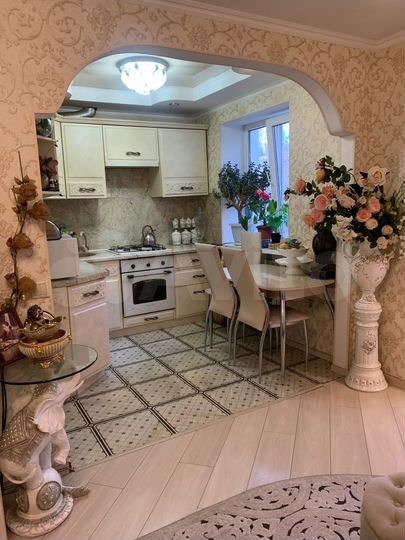 3-к. квартира, 65 м², 3/5 эт.