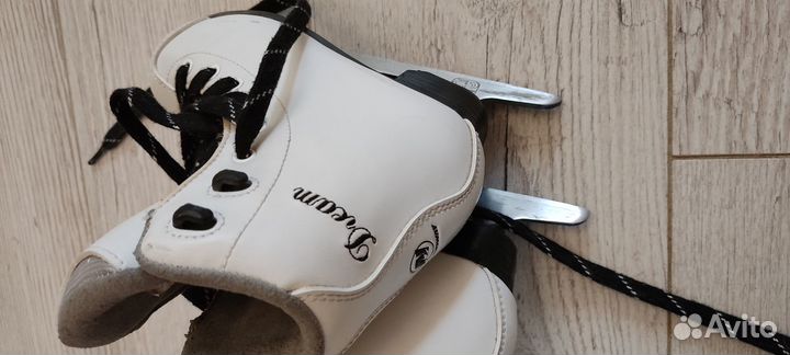 Коньки фигурные детские 29 размер