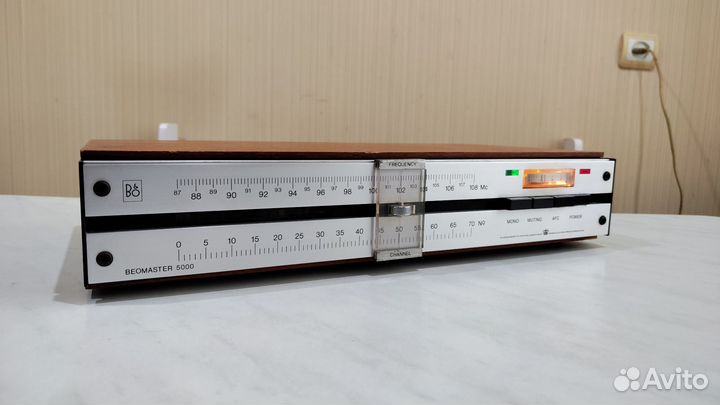 Bang Olufsen Beomaster 5000 Type 2005, 220 Вольт