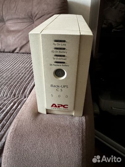 Бесперебойник APC Back-UPS CS 500VA