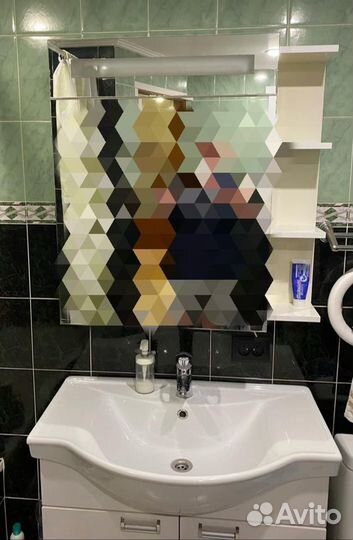 Зеркало шкаф для ванной комнаты бу