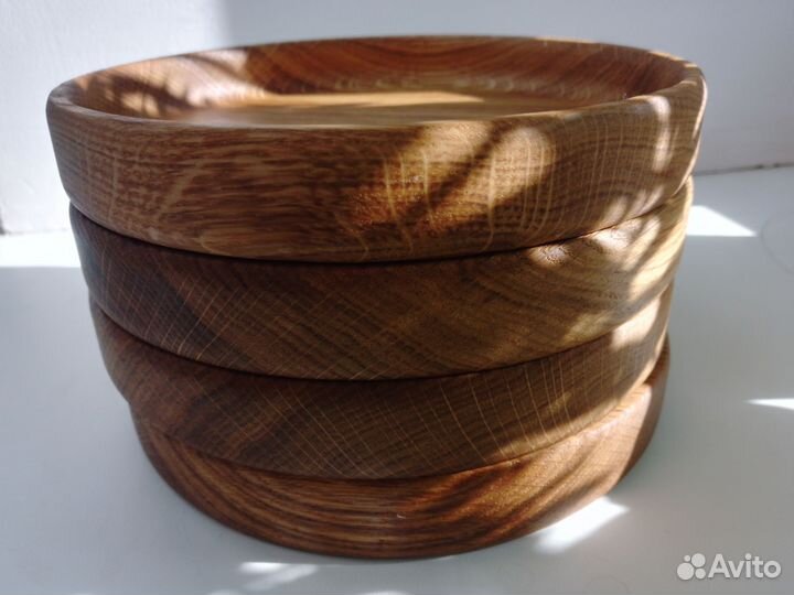 Деревянная тарелка