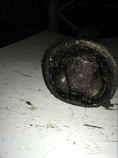 Полуось левая Toyota Yaris Тойота Ярис