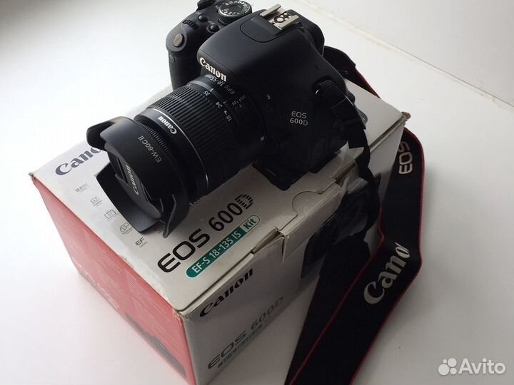 Зеркальный фотоаппарат новый canon D600 объектив 1