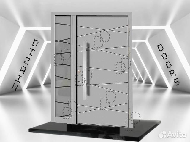 Уличная металлическая дверь с боковым стеклом