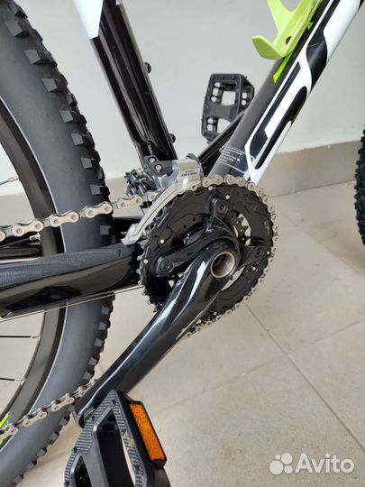 Вес 10,5 кг. Карбоновый Scott 27.5