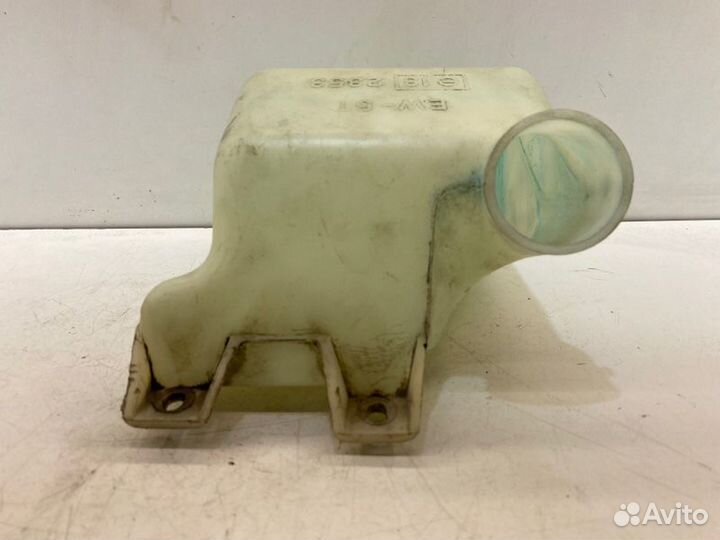 Бачок стеклоомывателя Subaru Impreza седан 1.8