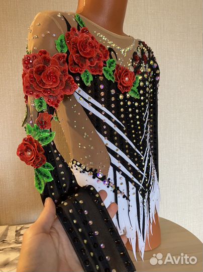 Купальник для художественной гимнастики