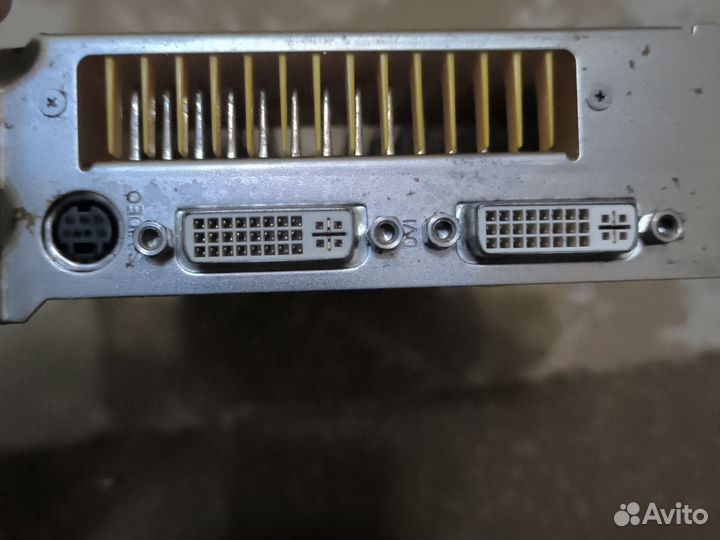 Asus AMD EN8600GT Silent 256 мб gddr3