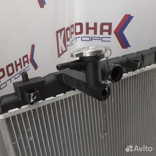Радиатор охлаждения двигателя