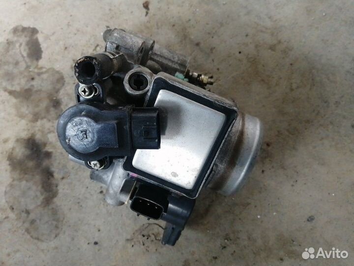 Дросельная заслонка Nissan Cube Z10 CGA3