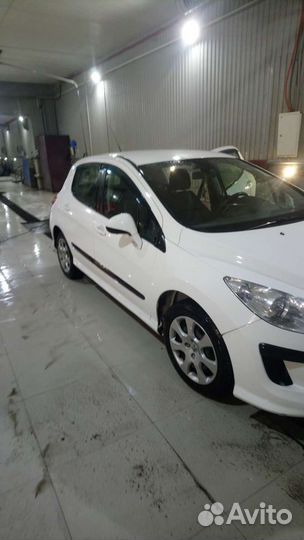 Peugeot 308 1.6 МТ, 2010, 131 000 км