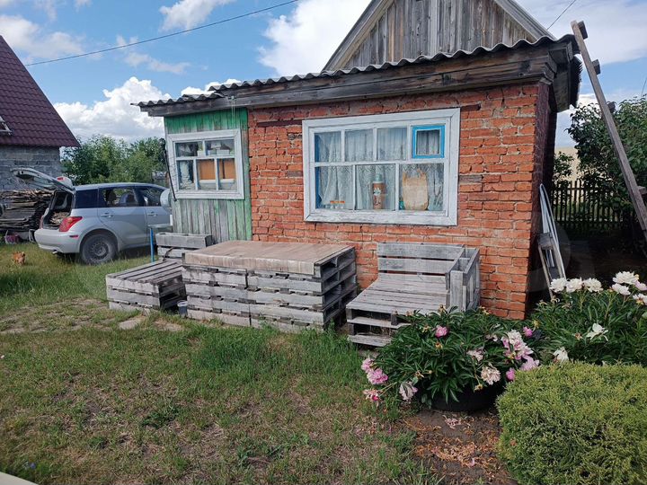 Дом 18 м² на участке 5 сот.