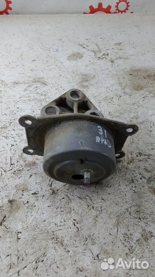 Кронштейн кпп Opel Astra H 1.6 Z16XER 2011