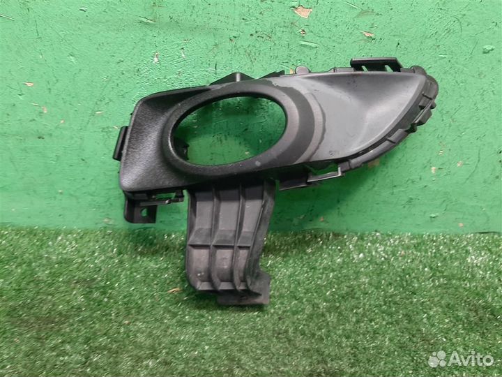 Рамка птф левая Mazda 3 (BK) 2005