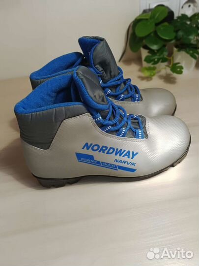 Лыжные ботинки 36р и 37р
