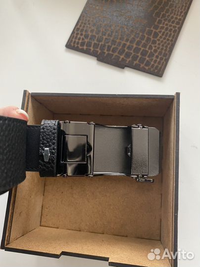 Отличный подарок.Мужской кожаный ремень