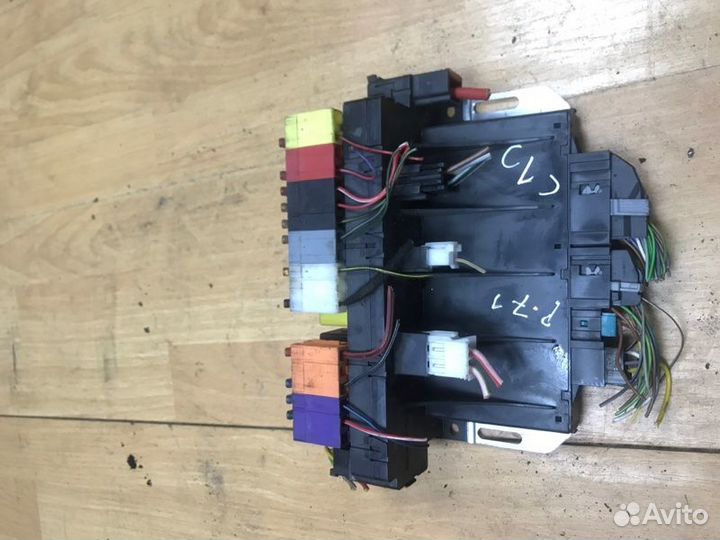 Блок предохранителей Mercedes S-Class W220 2001