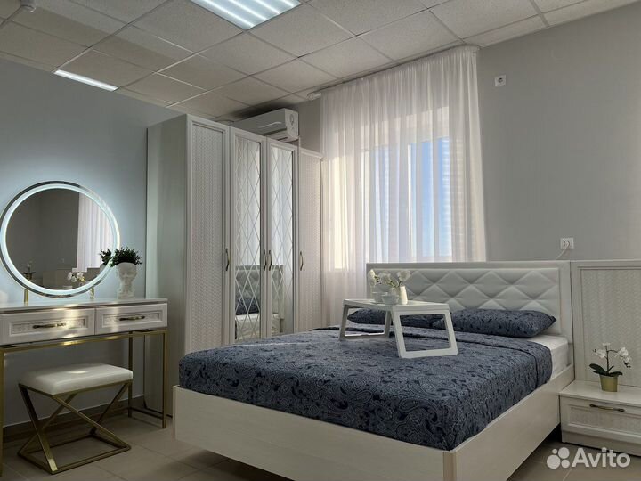 Стол гримерный Филадельфия