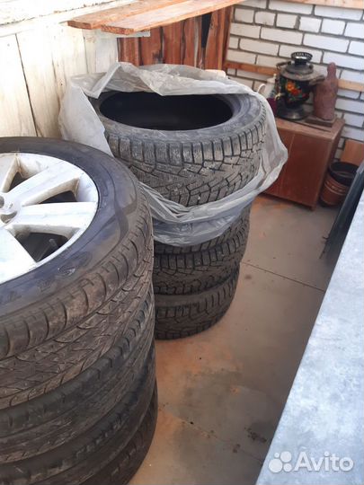 Продаю диски литьё оригинал.4 шт