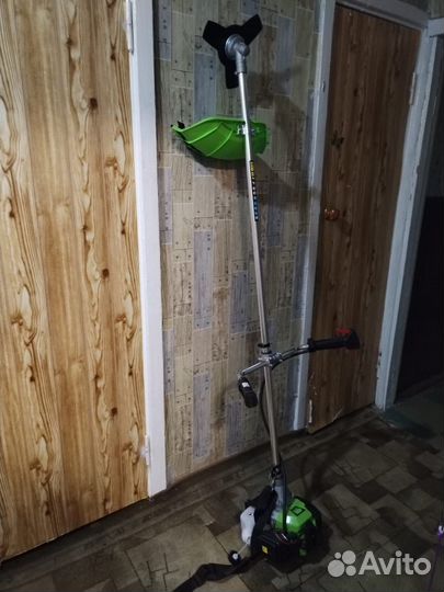 Триммер новый