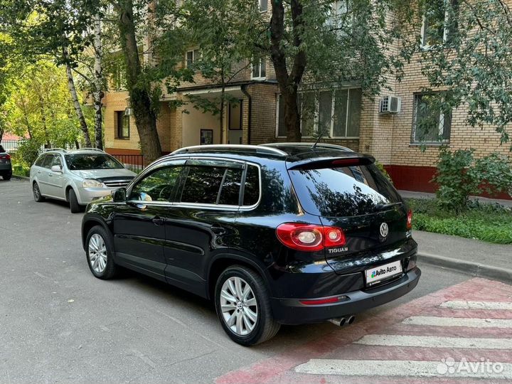 Volkswagen Tiguan 2.0 AT, 2010, 170 000 км