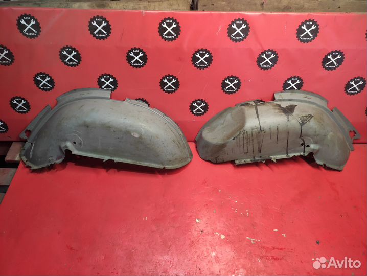 Обшивка задней арки Jeep Cherokee XJ 1984-1996