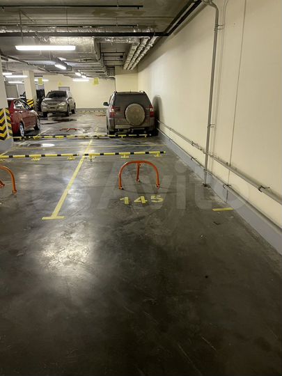 Машиноместо, 15 м²